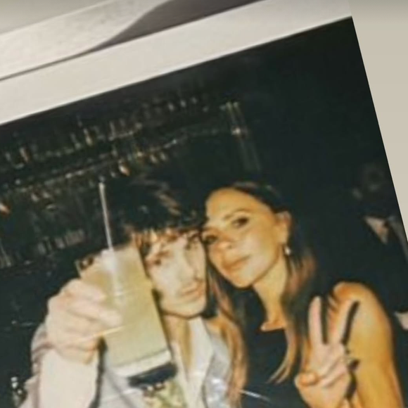 La fête, organisée au Maine Mayfair, avait pour thème les Beatles.

Capture Instagram @cruzbeckham