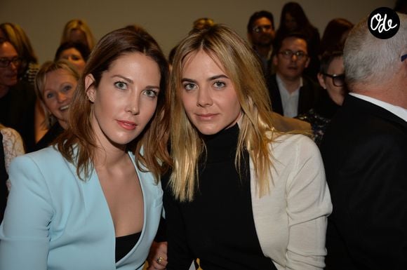 Ce Premier Grand Cru Classé, détenu par la famille Duffau-Lagarrosse depuis 1847, a été racheté en 2021 pour environ 75 millions d'euros. 

Prisca Courtin Clarins et sa sœur Jenna Courtin Clarins - Célébrités au défilé de mode « Mugler », collection prêt-à-porter automne-hiver 2015/2016, à Paris. Le 7 mars 2015. Veeren -Christophe Clovis / Bestimage