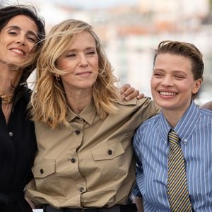 Charline Bourgeois-Tacquet, Léa Drucker et Mélanie Thierry au photocall du film "La Vie D'Une Femme" lors du 79ème Festival International du Film de Cannes, France, le 14 mai 2026. © Jacovides-Moreau/Bestimage