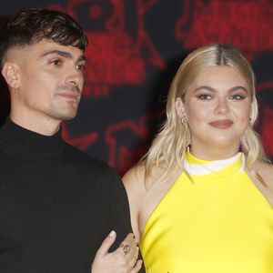 De nouvelles photos du mariage de Louane et Florian Rossi continuent d'être partagés sur Instagram, pour le plus grand bonheur des internautes.

Louane et Florian Rossi aux NRJ Music Awards @Christophe Aubert via Bestimage