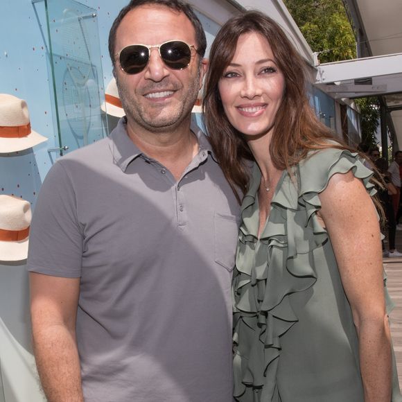Arthur (Jacques Essebag) et sa compagne Mareva Galanter au village lors de la finale homme des internationaux de France de Roland Garros à Paris, le 11 juin 2017. © Dominique Jacovides - Cyril Moreau/ Bestimage
