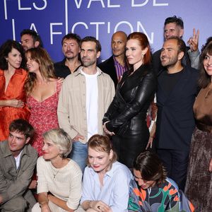 Cette adaptation libre du roman d'Alexandre Dumas replace le personnage de Mercédès au cœur du récit.

Wael Sersoub, Pierre Laugier, Maxime Lélue, Zabou Breitman, Marysole Fertard, Vincent Courtois, Esteban Vial, Leonardo D'Antoni, Olivia Côte, Audrey Fleurot, Roxane Turmel sur le tapis rouge lors de la 28ème édition du festival de la Fiction à la Rochelle le 17 septembre 2026. © Denis Guignebourg / Bestimage