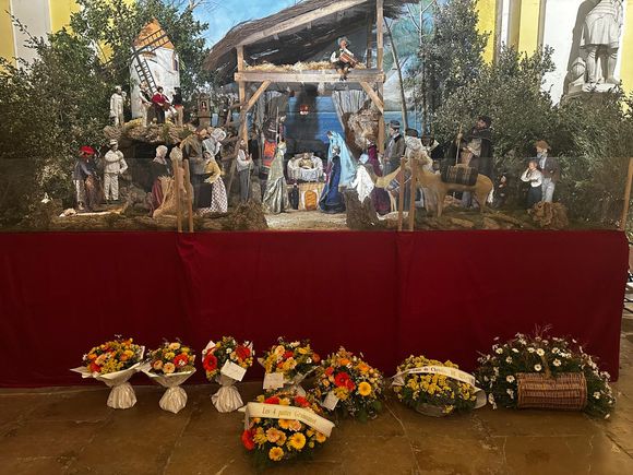 Exclusif - L'église de Saint-Tropez se prépare pour les obsèques de Brigitte Bardot, France, le 6 janvier 2026. Brigitte Bardot, figure emblématique du cinéma français et icône internationale, est décédée le 28 décembre 2025 à l'âge de 91 ans dans sa mythique propriété de La Madrague, à Saint-Tropez (France). @Agence / Bestimage