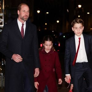 Le prince William, prince de Galles, la princesse Charlotte, le prince George lors du service de chants de Noël Together At Christmas à l'abbaye de Westminster, Londres le 6 décembre 2024.
© Julien Burton / Bestimage