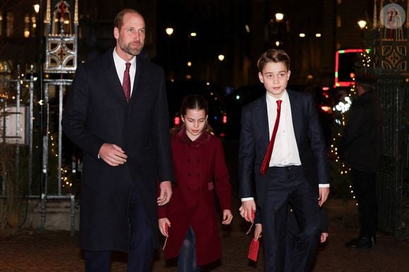 Le prince William, prince de Galles, la princesse Charlotte, le prince George lors du service de chants de Noël Together At Christmas à l'abbaye de Westminster, Londres le 6 décembre 2024.
© Julien Burton / Bestimage