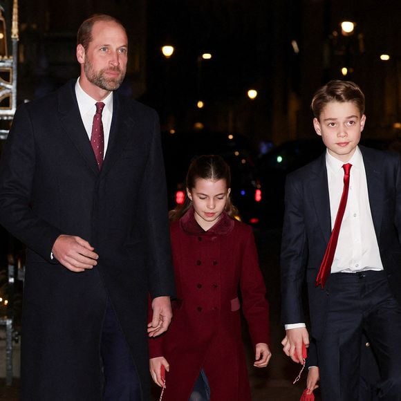 Le prince William, prince de Galles, la princesse Charlotte, le prince George lors du service de chants de Noël Together At Christmas à l'abbaye de Westminster, Londres le 6 décembre 2024.
© Julien Burton / Bestimage