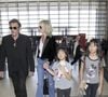 Excédée par le trop grand nombre de visites, la maman de Jade et Joy...


Johnny Hallyday avec sa femme Laeticia et ses enfants Jade et Joy en partance pour Paris arrivent à l'aéroport Lax de Los Angeles le 25 juin 2016. 