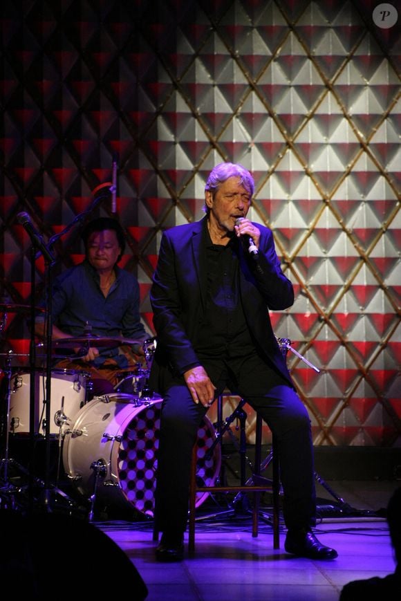 Exclusif - Gilles Dreu - Le chanteur Gilles Dreu fête ses 60 ans de carrière au club "La Nouvelle Eve" à Paris le 11 mai 2022.