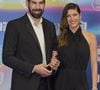Alors que l'été bat son plein, c'est en Grèce que Nikola Karabatic, Géraldine Pillet et leurs deux enfants ont posé leurs valises.

Nikola Karabatic et sa femme Géraldine Pillet au photocall de la soirée des Sportel Awards 2024 au Grimaldi Forum à Monaco le 28 octobre 2024. 

© Fred Dides/Panoramic/bestimage