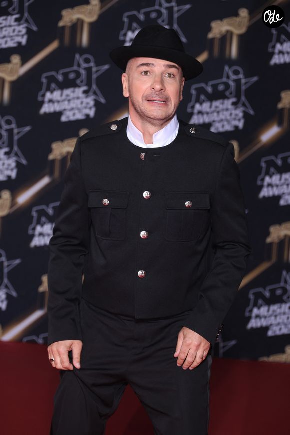 Michael Youn - Séance photo de la 26e édition des NRJ Music Awards au Palais des Festivals de Cannes, en France, le 1er novembre 2024. © Guignebourg-Bebert/Bestimage