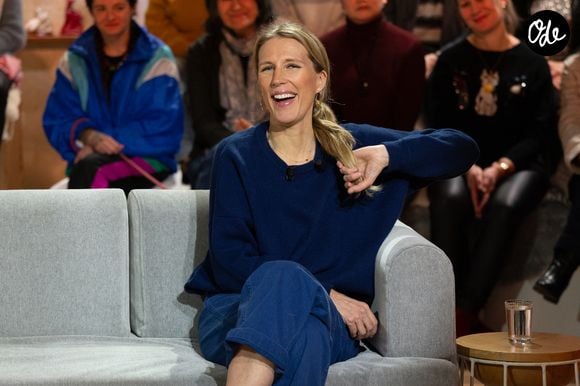 "Finalement, je me suis dit que je n’étais pas en moins bonne santé. Je me sens mieux, parce que je suis plus épanouie. Donc je vais me foutre un peu la paix, peut-être", a-t-elle conclu, dévoilant ainsi sa bonne résolution pour la rentrée.

Agathe Lecaron sur plateau de l'émission "Animalement Vôtre" présentée par Bernard Montiel et diffusée le 1er mars 2026 sur France 3, à Paris, France, le 13 janvier 2026. © Julien Sarkissian/Bestimage