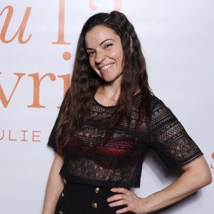 Le couple souhaite que leur fille décide plus tard de son exposition médiatique.

Denitsa Ikonomova lors de la première édition du gala caritatif 'le Gala du 12 Fevrier' au profit des grands brûlés dans les salons de l'Hotel Royal Monceau le 12 Fevrier 2026 à Paris.  © Denis Guignebourg/BestImage