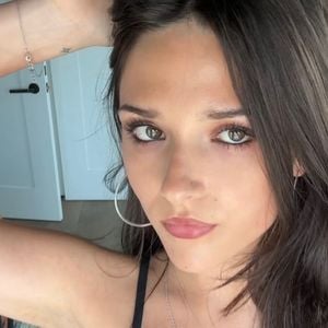 Isabella Damon se lance dans une carrière dans le mannequinat. Capture d'écran Instagram