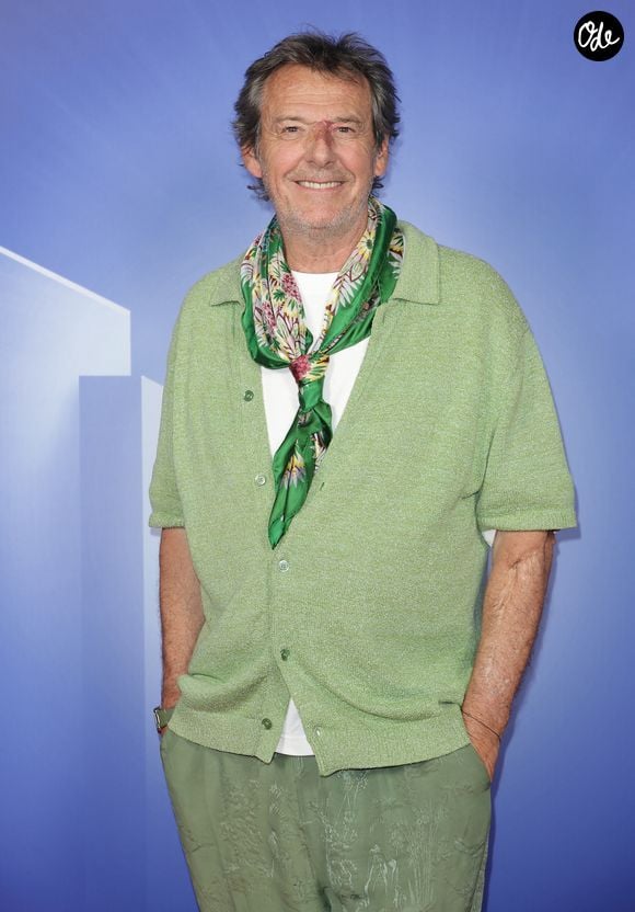 Jean-Luc Reichmann - Photocall de l’Upfront 2026 de TF1 à la Seine Musicale à Boulogne-Billancourt le 18 juin 2026. C’est à l’occasion de sa traditionnelle présentation aux annonceurs («upfront») que le groupe TF1 a choisi d’annoncer ce jeudi soir la concrétisation de son accord de distribution signé avec il y a un an jour pour jour avec Netflix. © Coadic Guirec/Bestimage