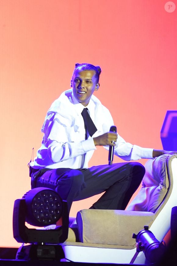 Info - Strome annonce l'arrêt définitif de sa tournée "Multitude Tour" - Concert de Stromae au festival Rock en Seine dans le parc de Saint Cloud le 28 août 2022.