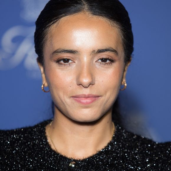 "J’ai même été victime de coups bas : une année à Cannes, je me suis fait voler ma robe juste avant de monter les marches…".

Hafsia Herzi - Photocall des 125 ans du Ritz à Paris Le 14 septembre 2023.  © Rachid Bellak/ Bestimage