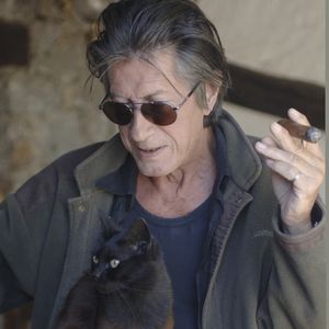 "Je le vois une ou deux fois par semaine”, indiquait-il à nos confrères

Info - Jacques Dutronc fête ses 80 ans le 28 avril - Archives  - En France, Jacques Dutronc chez lui à Monticello en Corse avec ses chats. le 9 mai 2005.
GONGORA Marie-Anne via Bestimage