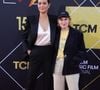 Tallulah a elle-même accompagné la photo d’une légende pleine d’affection : "Un moment tendre avec mon père et Justin au début du week-end de mariage".

Emma Heming Willis, Tallulah Willis - Photocall de la soirée d'ouverture du Festival du film classique TCM avec la projection du film "Pulp Fiction", à Los Angeles le 18 avril 2024. Photo Press Service / BESTIMAGE