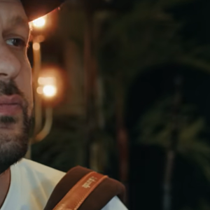 Claudio Capéo ouvre les portes de sa maison.