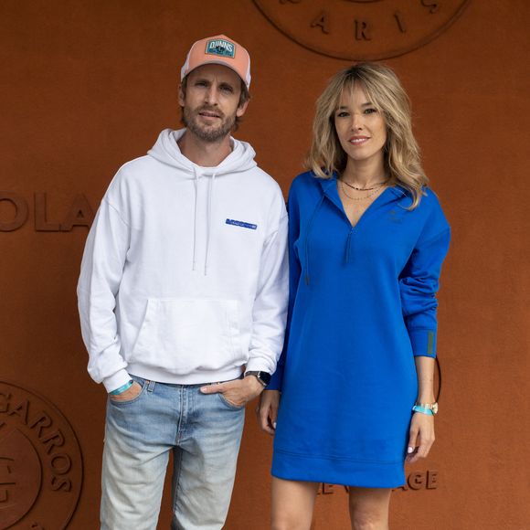 Philippe Lacheau et sa compagne Elodie Fontan au village lors des Internationaux de France de Tennis de Roland Garros 2025. Paris, le 27 mai 2025. 
© Moreau / Jacovides / Bestimage