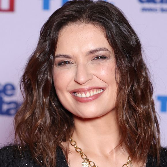 Lucie Bernardoni participe au photocall de Danse Avec Les Stars dans les studios de TF1 à Paris, France, le 18 décembre 2025. Photo by Jerome Domine/ABACAPRESS.COM