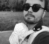 Un tendre moment père-fils qu'il partage sur son compte Instagram.

Gauthier Le Bret, journaliste de CNews et Europe 1, en promenade dominicale avec son fils, le 28 septembre 2025 sur Instagram.