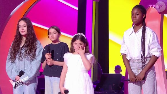 Helena et Marine, anciennes élèves de la Star Academy, ont aussi participé à la soirée.

The Voice Kids 2025 samedi 20 septembre 2025 © TF1
