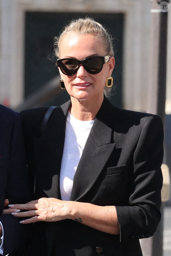 Laeticia Hallyday - Arrivées aux obsèques de Philippe Labro en l'église de Saint-Germain-des-Prés à Paris. © Dominique Jacovides - Christophe Clovis / Bestimage