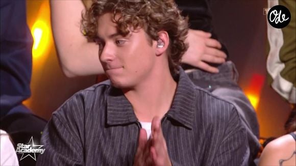 Il a appris la guitare et le chant en autodidacte, inspiré par la folk et la country.

Félix fait partie des candidats de la nouvelle promotion de la "Star Academy". TF1