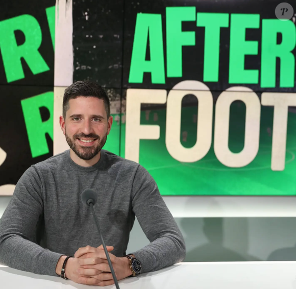 Pour cause, Nicolas Vilas et Thibaut Giangrande étaient liés à RMC Sport, qui est une agence de presse et donc pas directement concernée par le plan de départ mis en place par la direction de RMC BFM.

Thibaut Giangrande quitte son poste de journaliste de "L'After Foot" ou de "Génération After" sur RMC.