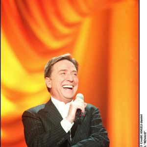 Pascal Sevran lors d'une émission spéciale Renaud

DANIEL ANGELI / BESTIMAGE