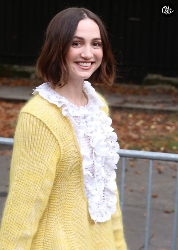 Maude Apatow au défilé Chloé "Collection Femme Prêt-à-Porter Printemps/Eté 2027" lors de la Fashion Week de Paris, le 1er octobre 2026. 

© Denis Guignebourg / Bestimage