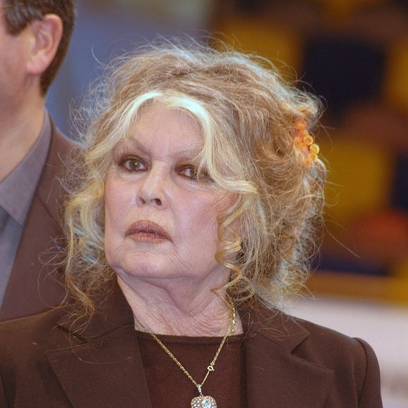 Archives - Brigitte Bardot le 1er juin 2011 à Paris.

Photo : Denis Guignebourg / Bestimage