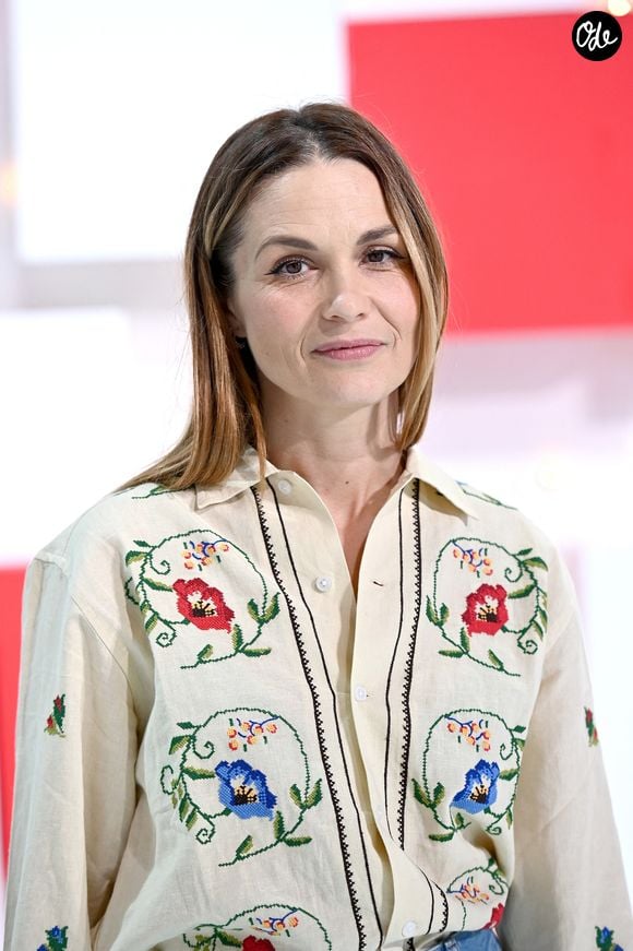 Dans les colonnes de Gala.fr, l'actrice de 54 ans a évoqué ce dernier, quelqu'un de "merveilleux".

Exclusif - Barbara Schulz - Enregistrement de l'émission Vivement dimanche au studio Gabriel, présentée par Michel.Drucker . © Guillaume Gaffiot / Bestimage