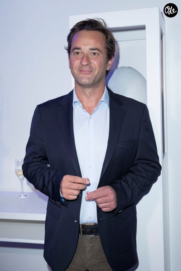 Nathanaël de Rincquesen a récemment quitté France Télévisions après 32 ans de bons et loyaux services

Exclusif - Nathanaël de Rincquesen - Soirée des 40 ans de Poiray en association avec la Fondation Action Enfance à l'hôtel d'Evreux à Paris, le 5 novembre 2015. © Olivier Borde / Bestimage
