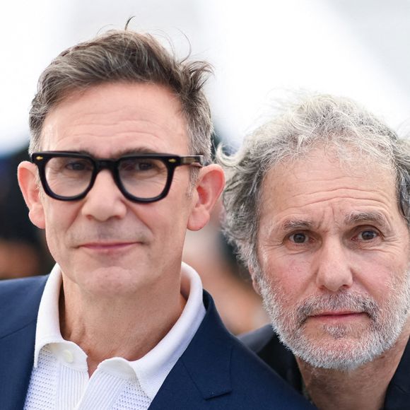 Michel Hazanavicius et Serge Hazanavicius au Photocall de La Plus Precieuse des Marchandises dans le cadre du 77ème Festival International du Film de Cannes à Cannes, France, le 25 mai 2024. Photo Aurore Marechal/Abaca
