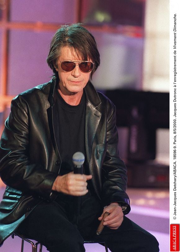© Jean-Jacques Datchary/ABACA. 18596-9. Paris, 8/5/2000. Jacques Dutronc ˆ l'enregistrement de Vivement Dimanche.