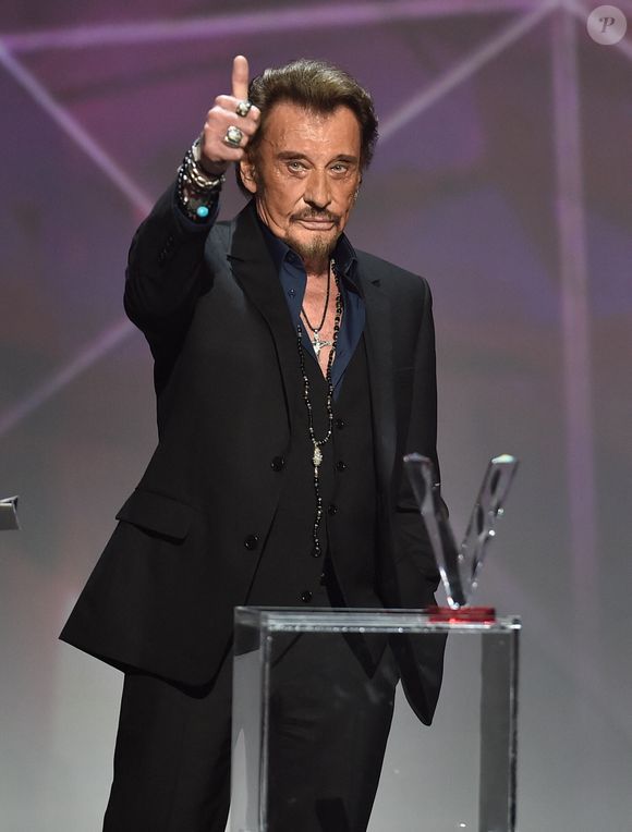 Johnny Hallyday lors de la 31e cérémonie des Victoires de la Musique au Zénith de Paris, France, le 12 février 2016. Photo by ABACAPRESS.COM