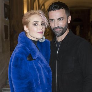 Noomi Rapace et Le styliste Nicolas Ghesquière - Backstage - défilé de mode PAP Femme automne-hiver 2018/2019 " Louis Vuitton " à Paris le 6 mars 2018
© Olivier Borde / Bestimage