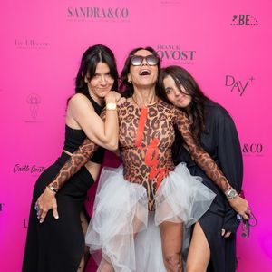 Exclusif - Sandra Sisley et Gaelle Constantini lors d'une soirée  à la suite Sandra & Co lors du Festival International des Séries de Cannes, Canneseries Saison 8, à l’hôtel JW Marriott Cannes le 25 avril 2025.

© Aurelio Stella / William Sanches Tavares / Bestimage