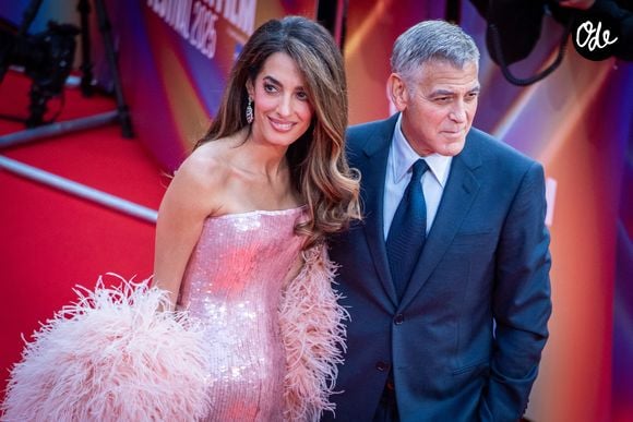 Amal Clooney et George Clooney assistent à la projection de gala du film "Jay Kelly" organisée par Headline dans le cadre du 69e Festival du film de Londres (BFI) au Royal Festival Hall, le 10 octobre 2025.

© Loredana Sangiuliano/SOPA Images via ZUMA Press / Bestimage Wire / Bestimage