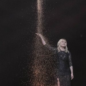 17 mai 2025, Bâle, Suisse : Louane de France participe à la grande finale du 69e Concours Eurovision de la chanson à la St. Jakobshalle le 17 mai 2025, à Bâle, en Suisse. Baden Roth/ZUMA Press Wire/Bestimage