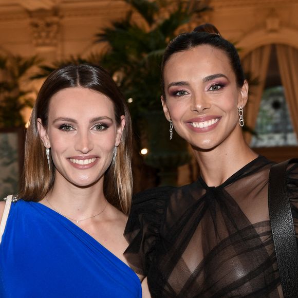 Elle a demandé un contact à l'hôpital Necker
Marine Lorphelin, miss France 2013 et sa petit soeur Lou-Anne lors du gala de l'association "Les bonnes fées" à l'InterContinental Paris le 14 juin 2022. © Rachid Bellak / Bestimage