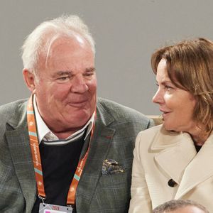 Grâce à Jean Christophe Kerdelhue, veuf lui aussi, Cendrine Dominguez a pu se reconstruire : "Il a été très patient avec moi"
Cendrine Dominguez et son mari Jean Christophe Kerdelhue dans les tribunes (night session) des Internationaux de France de tennis de Roland Garros 2024 à Paris, France, le 31 mai 2024. © Jacovides-Moreau/Bestimage