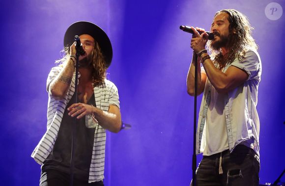 Par la suite, leurs deux albums ont été des succès, et ils ont enchaîné les concerts

Concert d'adieu du groupe "Frero Delavega" (Jeremy Frerot et Florian Delavega) à Bordeaux. Le 10 juin 2017
© Patrick Bernard-Quentin Salinier / Bestimage