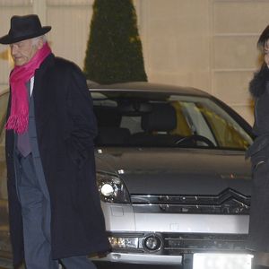 Pierre Nora et Anne Sinclair arrivent au Palais de l'Elysee a Paris le 9 decembre 2013. L'historien Pierre Nora a ete decore Grand officier de la Legion d'honneur par le president Francois Hollande. © AGENCE / BESTIMAGE