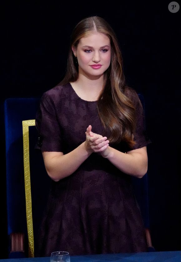 Crown Princess Leonor (la princesse Leonor d'Espagne) - Cérémonie intérieure de remise des prix "Princesse des Asturies" 2025 au Théâtre Campoamor. Oviedo - 24 octobre 2025
LALO YASKY / BESTIMAGE