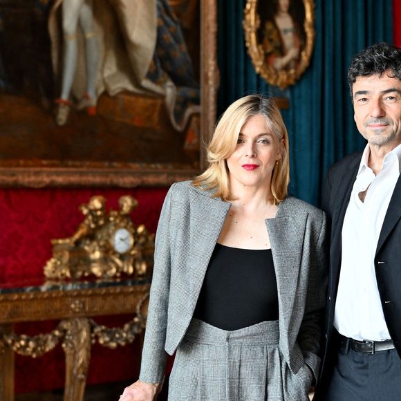 Valérie Donzelli et Franck Courtès - Photocall dans le salon Versailles de l'hôtel Negresco, dans le cadre de la 7e édition du festival Cineroman à Nice le 4 Octobre 2025 . © Bebert-Jacovides/Bestimage