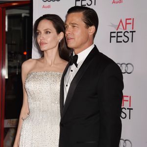 "Je ne crois pas que ce soit un événement si important, disons que les choses sont réglées. Légalement" a-t-il confié

Angelina Jolie et Brad Pitt - Première de "By the Sea" à Los Angeles le 5 novembre 2015 dans le cadre de l'Audi Opening Night Gala. JLPPA / Bestimage