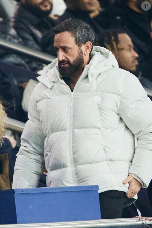 Cyril Hanouna - Célébrités assistent au match de Ligue des champions entre le PSG et Manchester City (4-2) au Parc des Princes à Paris le 22 janvier 2025. © Cyril Moreau/Bestimage